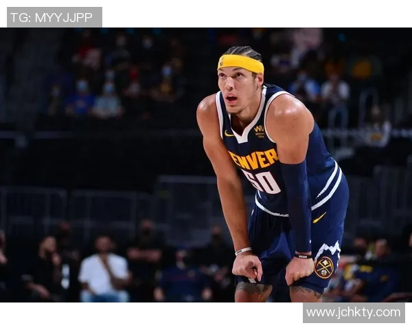 仙人指路贾马尔穆雷精准突破抛传 阿隆戈登空中飞扣震撼全场